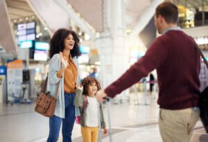 Goodbyes and reunions with a family.