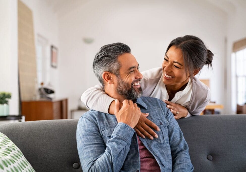 Goodbyes and reunions in FIFO families.